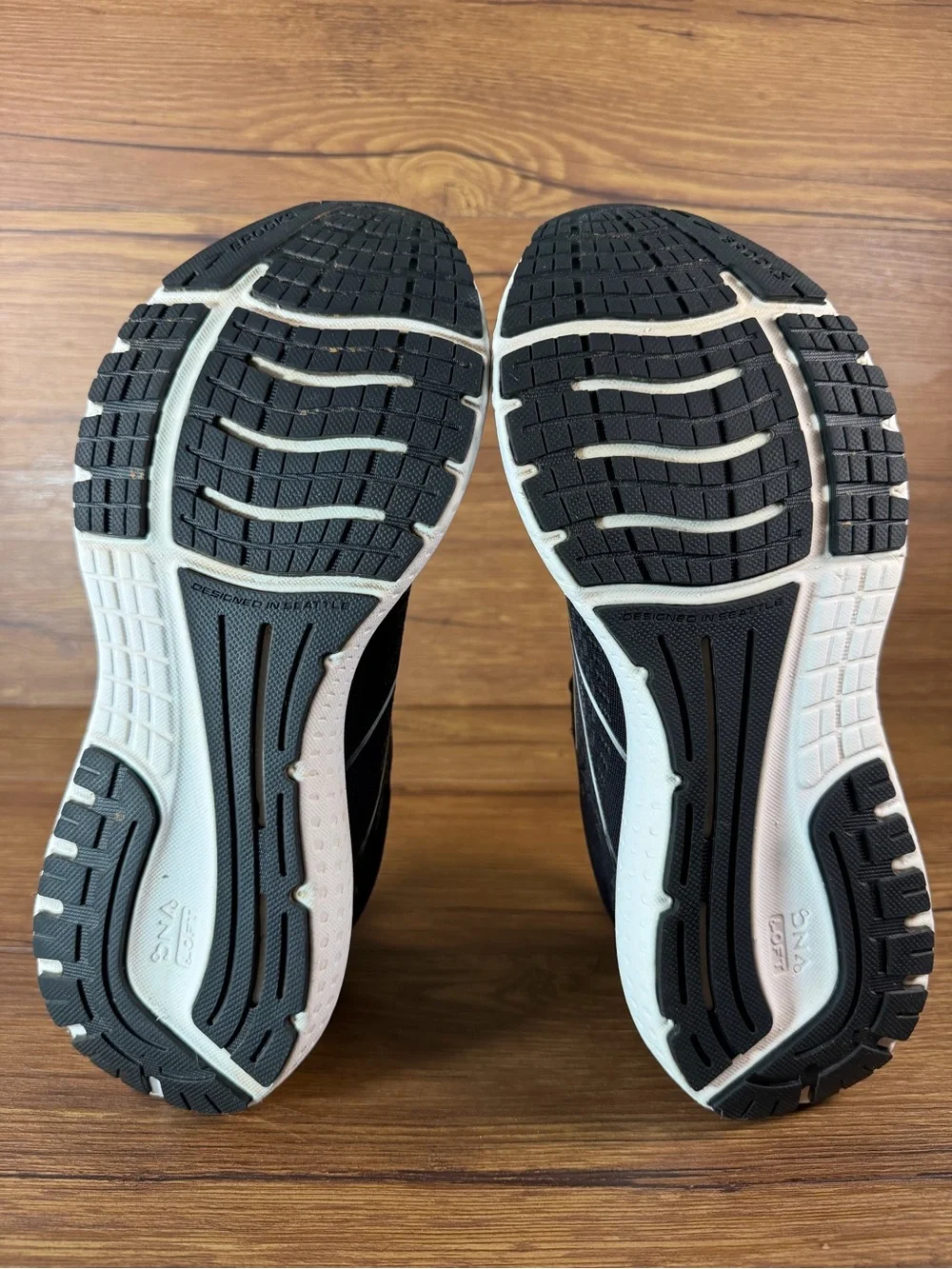 Brooks Glycerin 19 Black Running Shoes - Womens 9.5 Wide Athletic‎ Sneakers